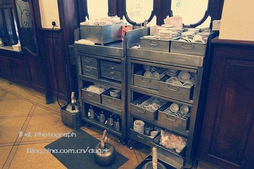 香港陆羽茶室:香港旧式茶楼的典范